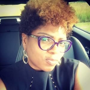 Meet your Posher, Dana